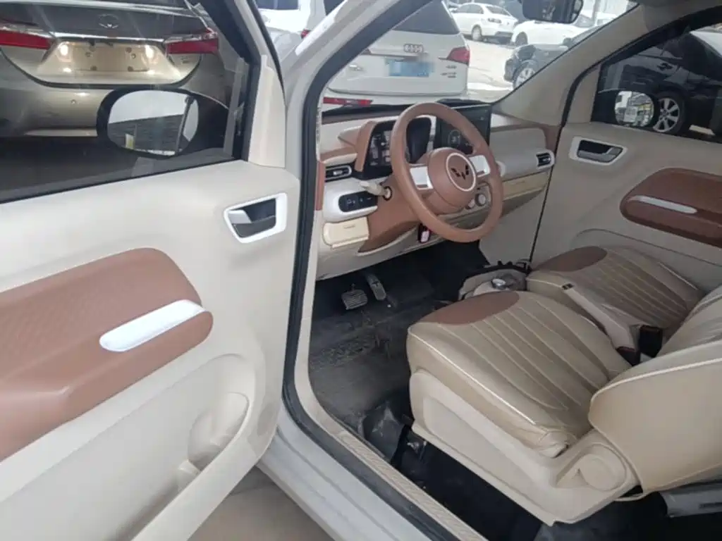 Wuling MINIEV — миниатюра 16