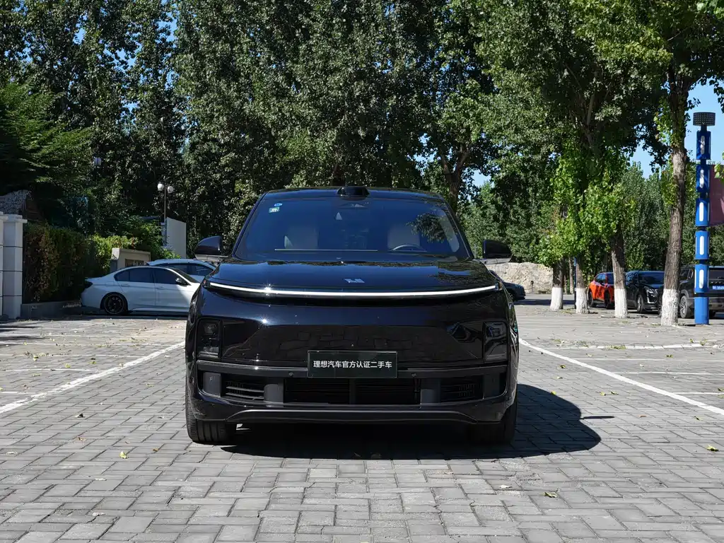 Li Auto Li L8 — миниатюра 2