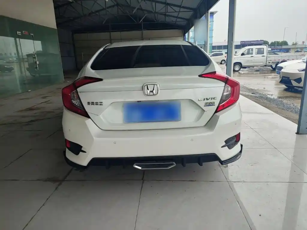 Honda Civic — миниатюра 6