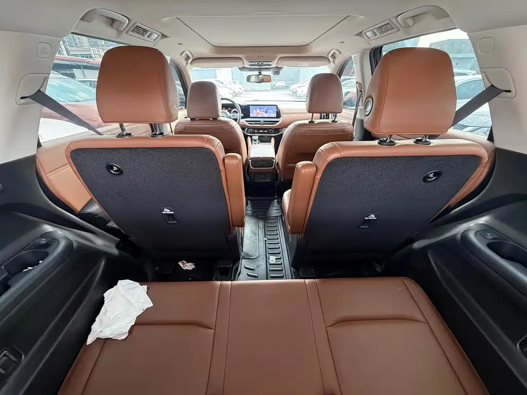 Nissan Teramont — миниатюра 16