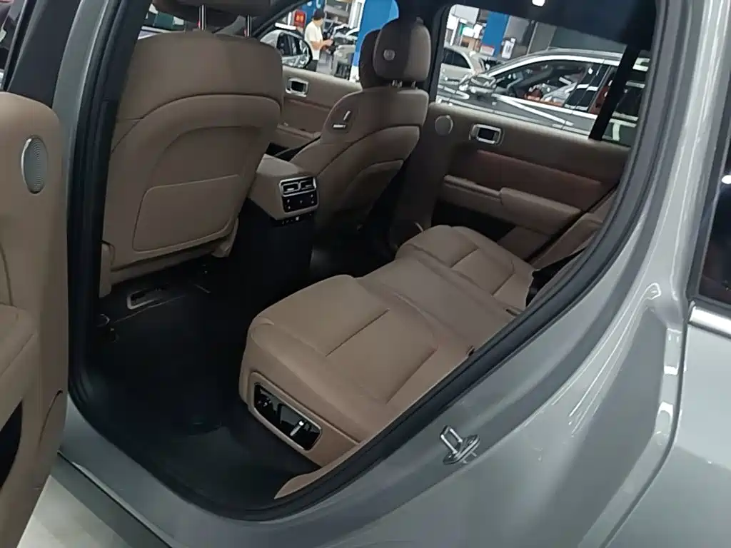 Li Auto Li L7 — миниатюра 17