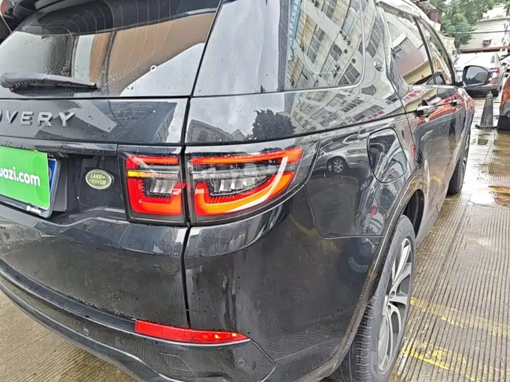 Land Rover Discovery Sport — миниатюра 8