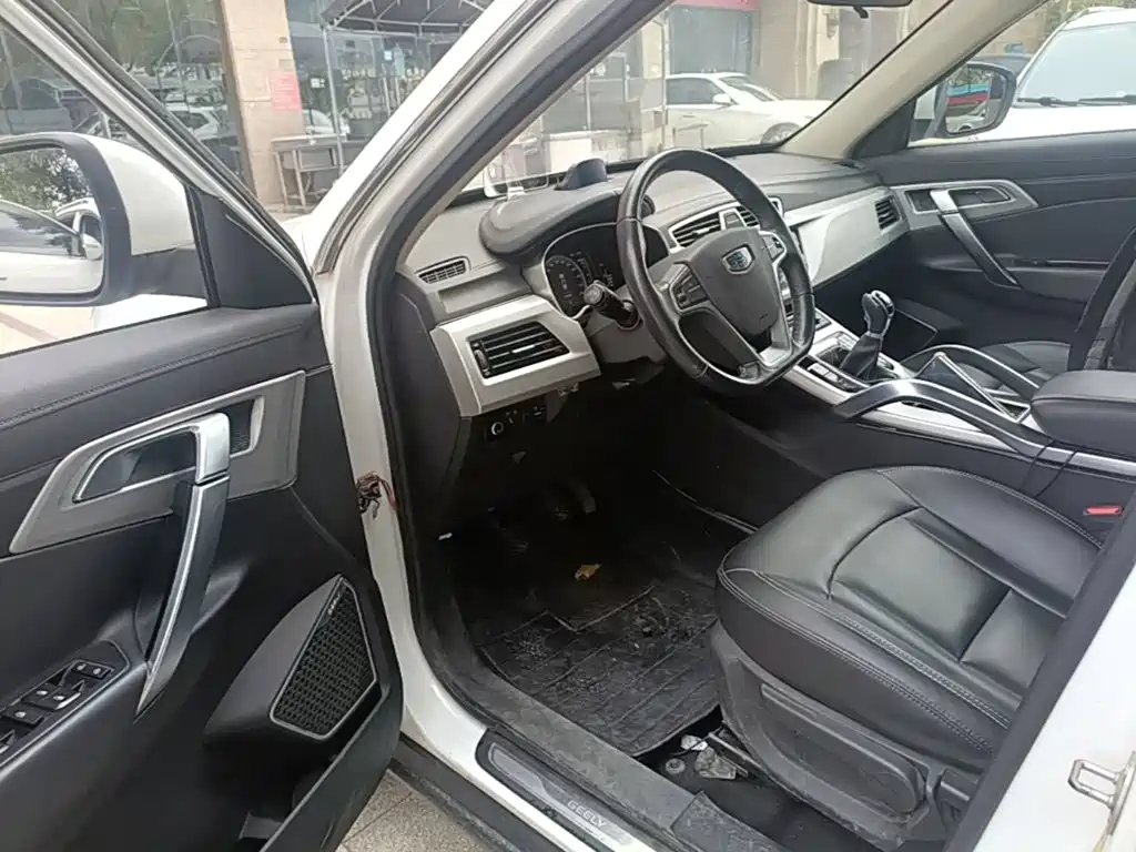 Geely Boyue — миниатюра 16