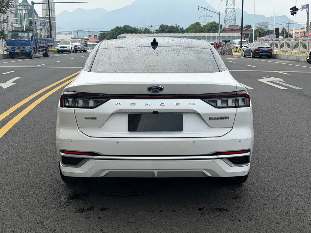 Ford Mondeo — миниатюра 20