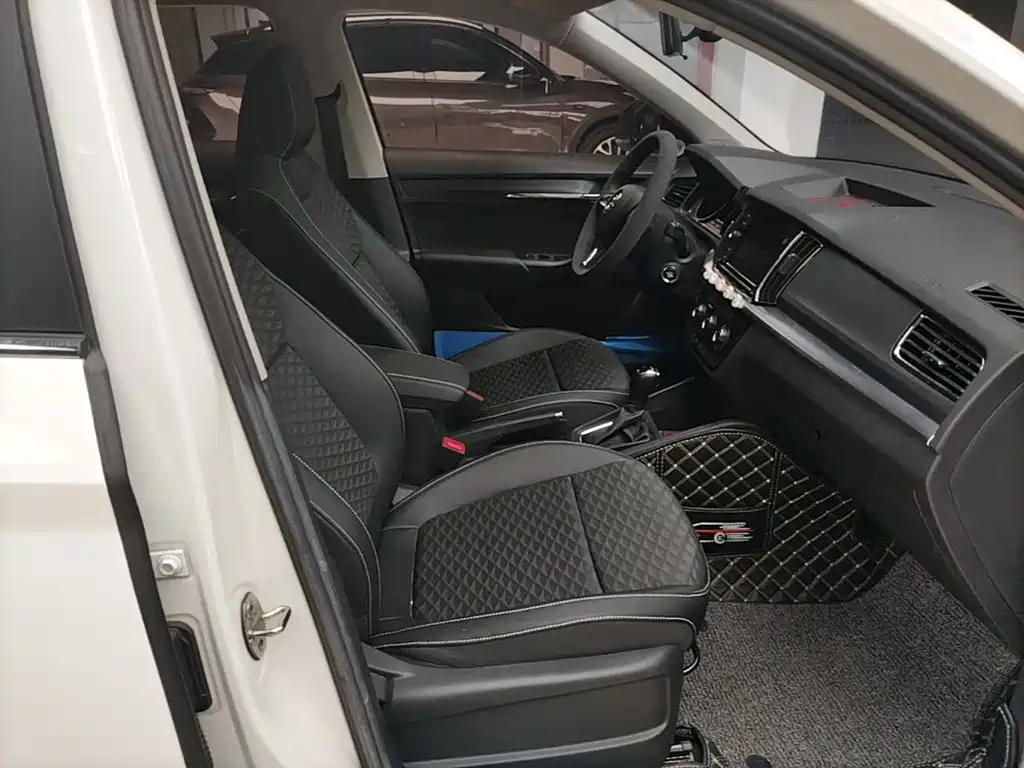 Skoda Kamiq — миниатюра 25