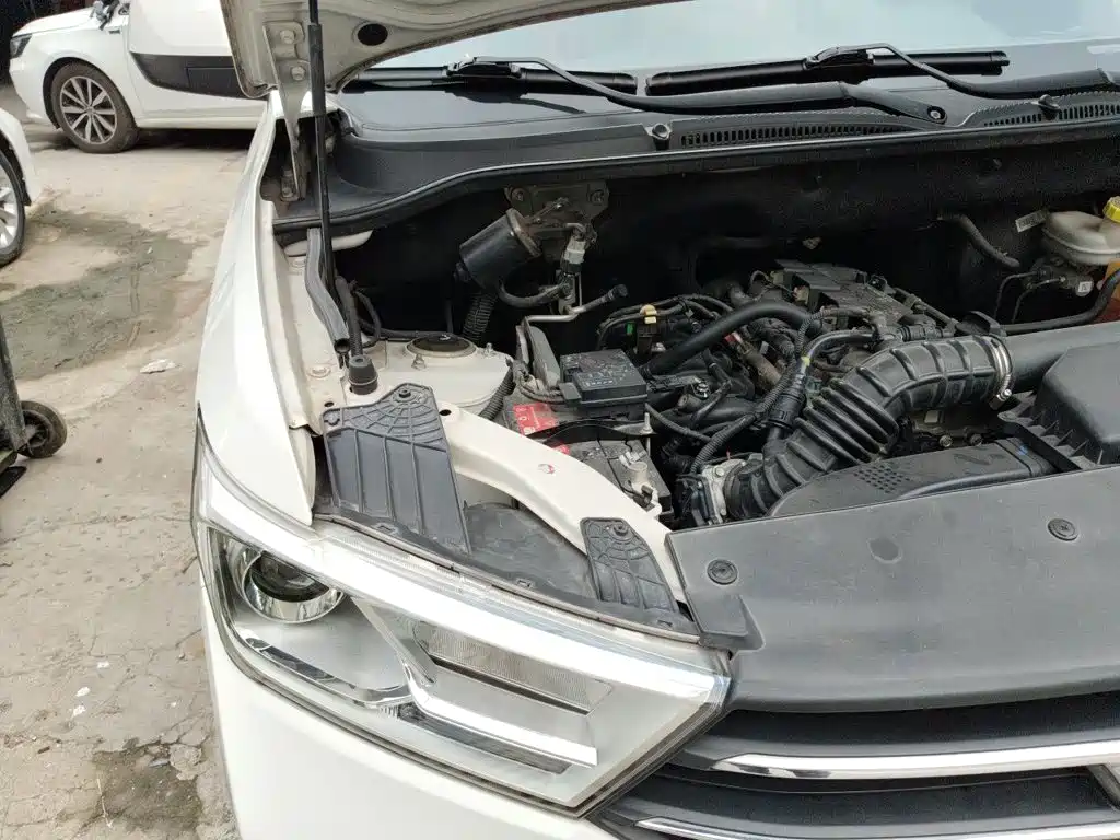 Wuling Hongguang — миниатюра 20