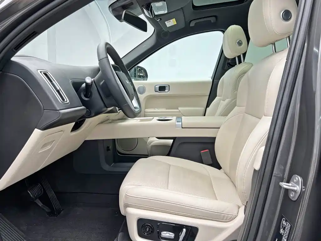 Li Auto Li L8 — миниатюра 17