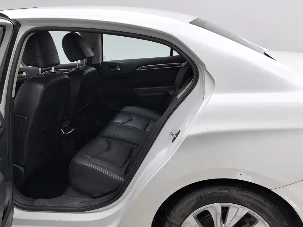 Citroen C4L — миниатюра 15