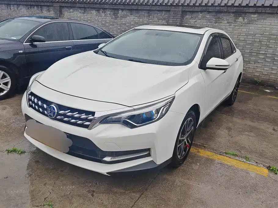 Venucia D60 2018
