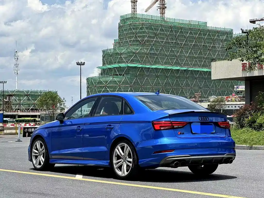Audi S3 — миниатюра 6