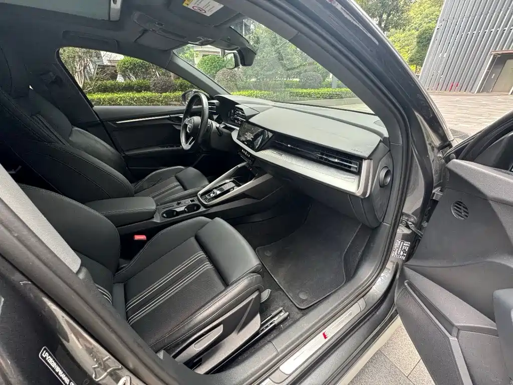 Audi A3 2023 Sportback 35 TFSI Fashion Sport