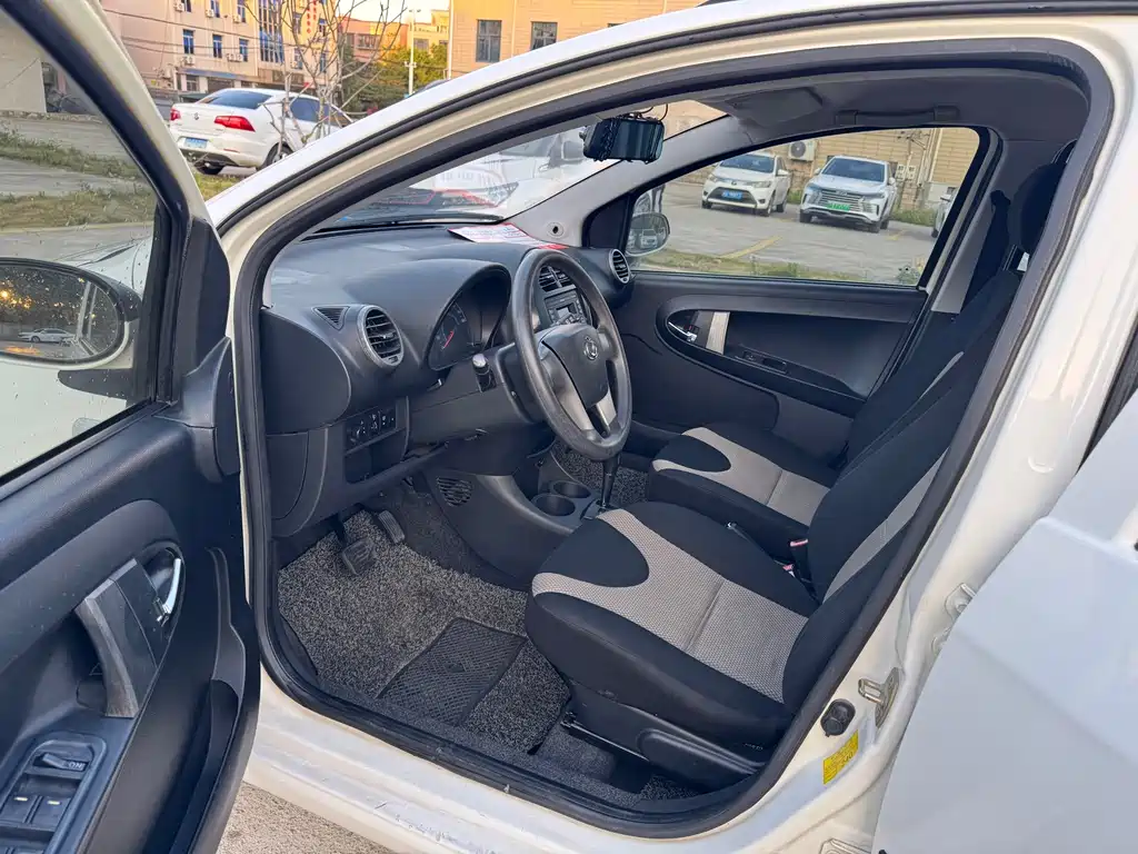 Geely GX2 — миниатюра 8