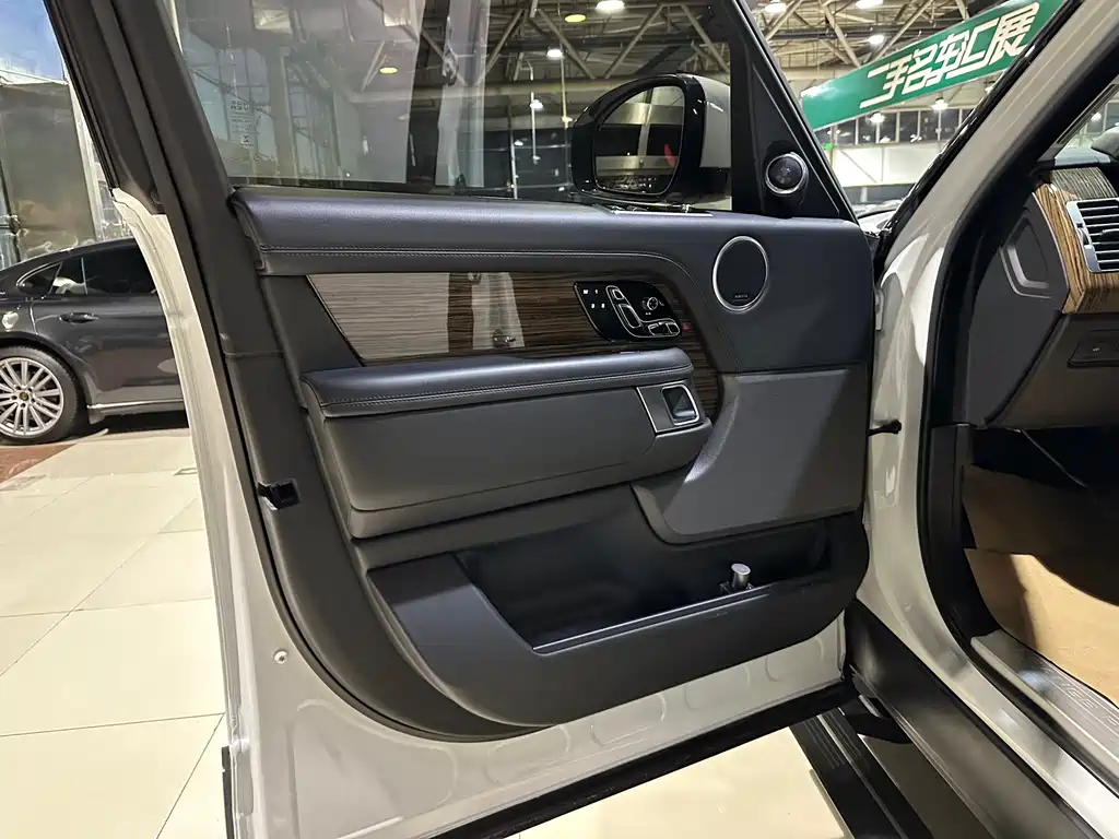 Land Rover Range Rover 2019 3.0 SCV6