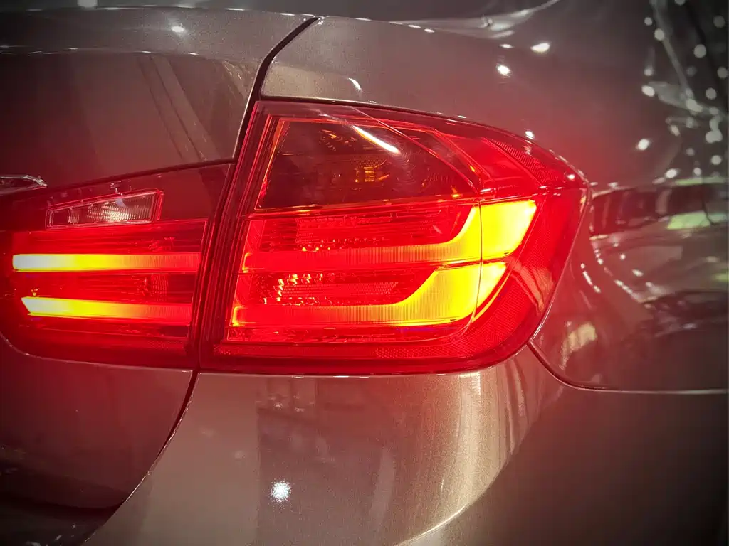 BMW 3 Series — миниатюра 19