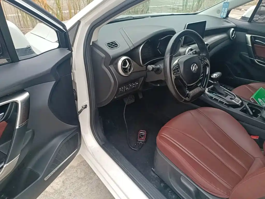 BAIC Senova D50 — миниатюра 16