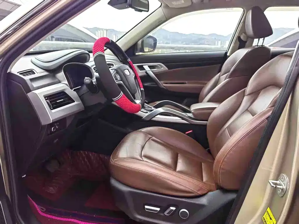 Geely Boyue — миниатюра 7