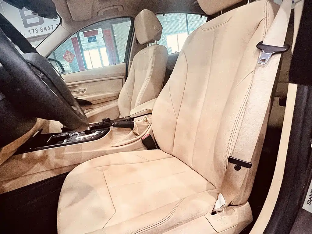 BMW 3 Series — миниатюра 14