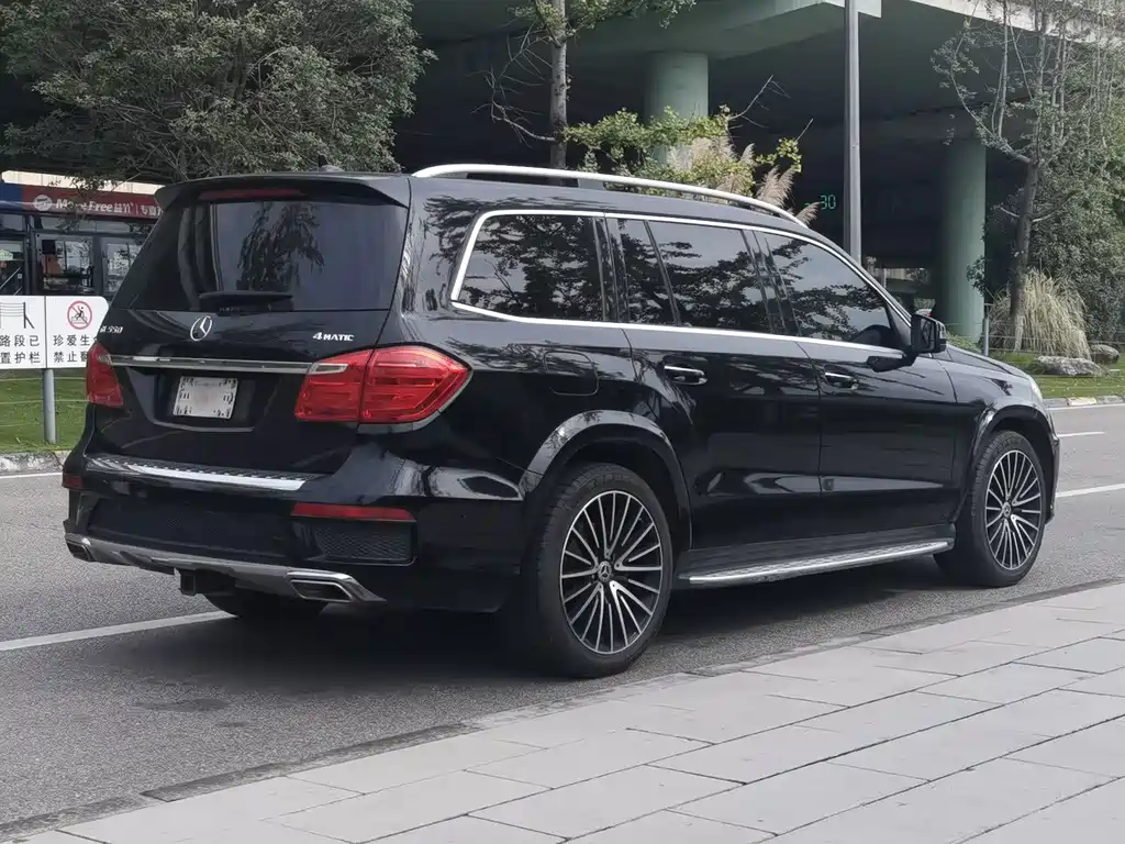 Mercedes-Benz GL-Class — миниатюра 4