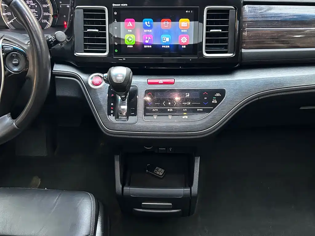 Honda Elysion — миниатюра 17