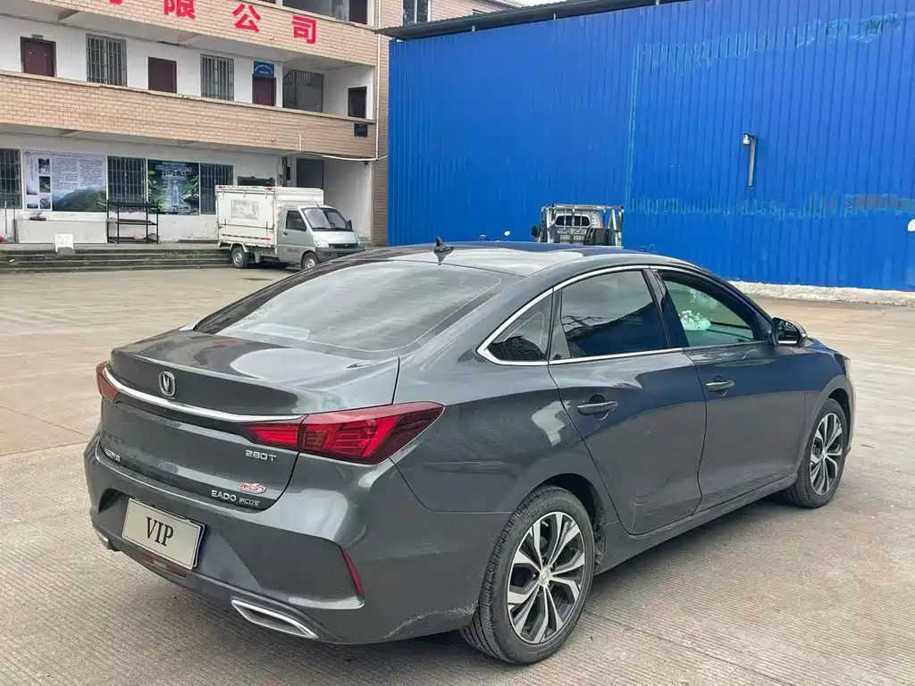 Changan Eado — миниатюра 5