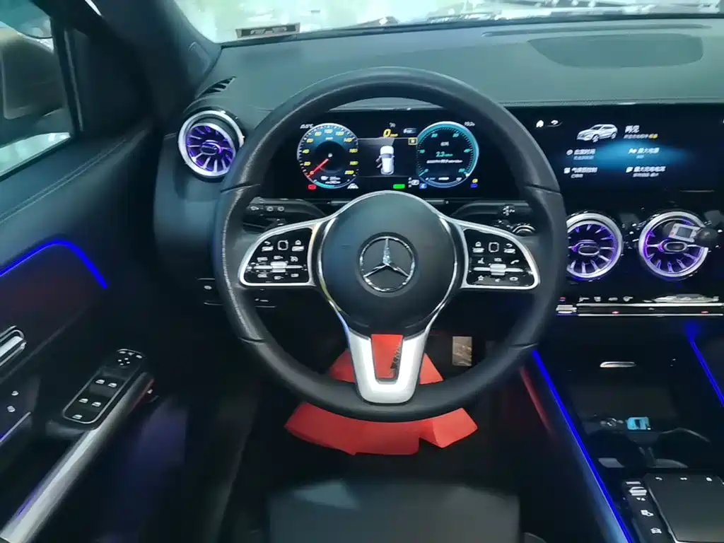 Mercedes-Benz EQA — миниатюра 11