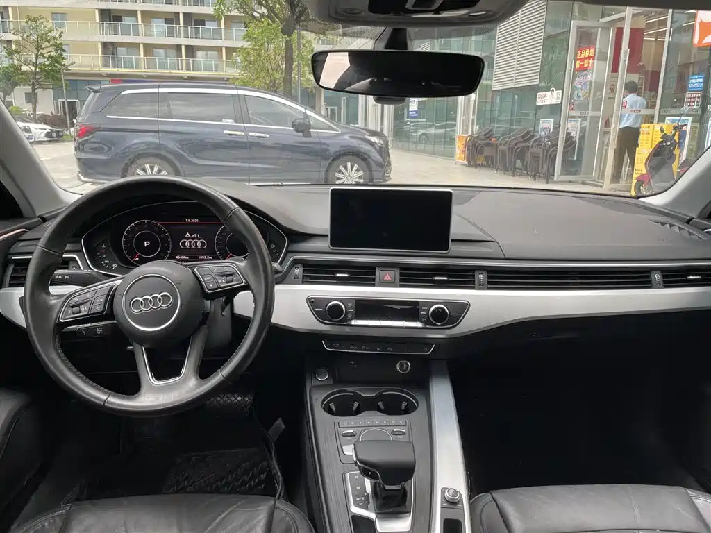 Audi A4L — миниатюра 7