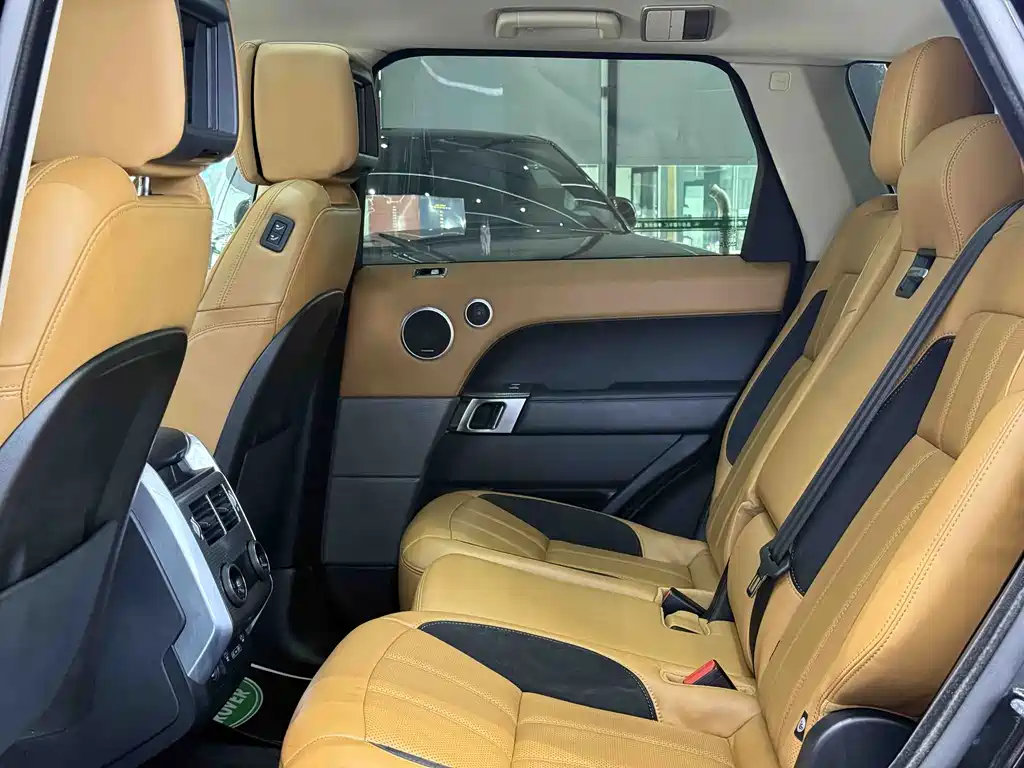 Land Rover Sport — миниатюра 5