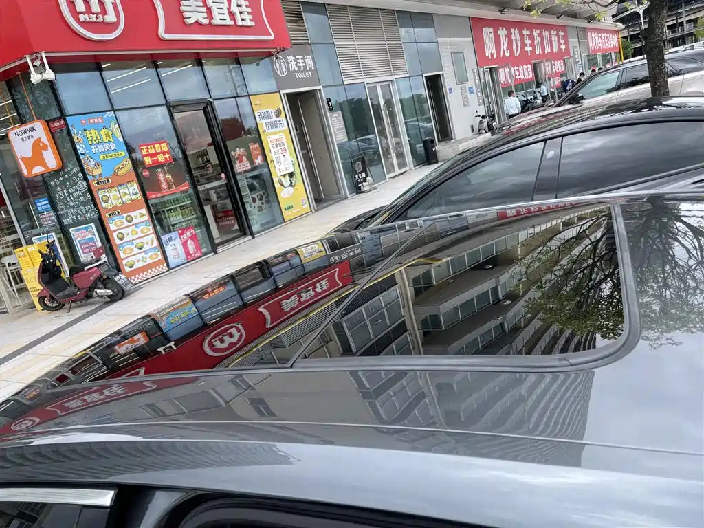 Audi A4L — миниатюра 8