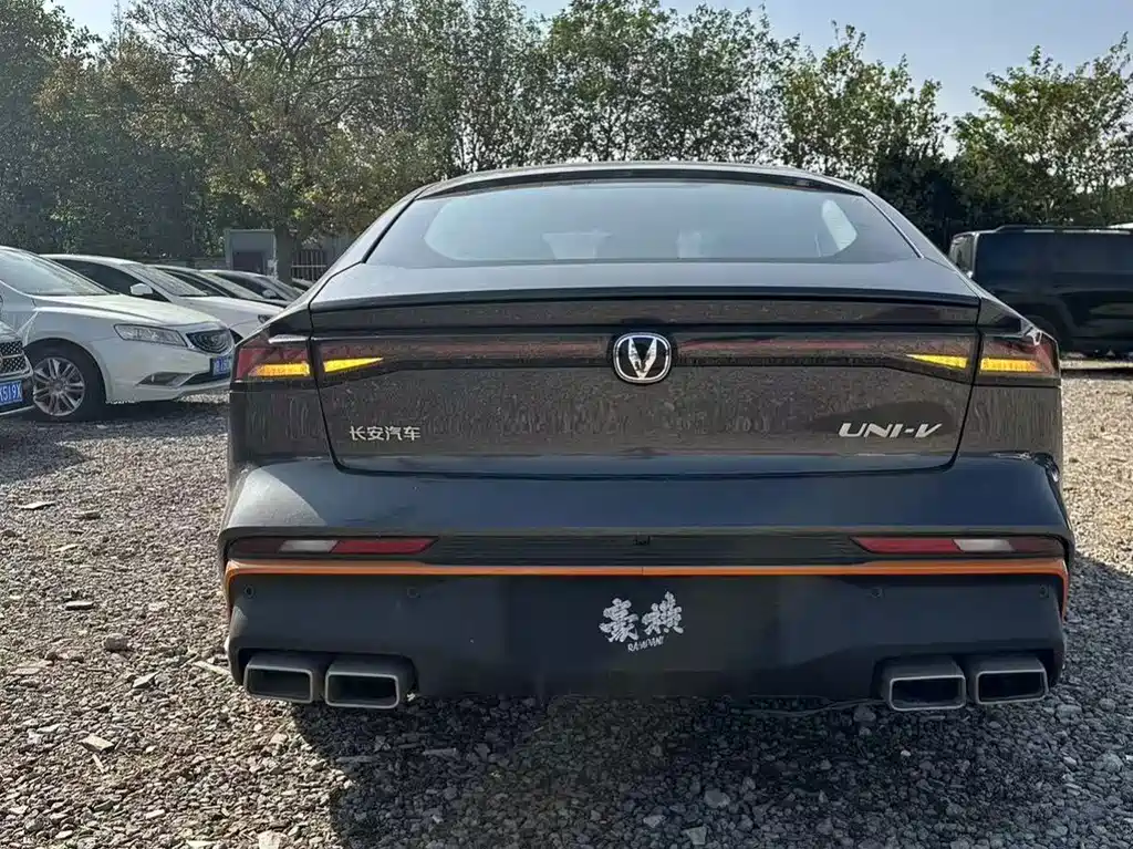 Changan UNI-V — миниатюра 13