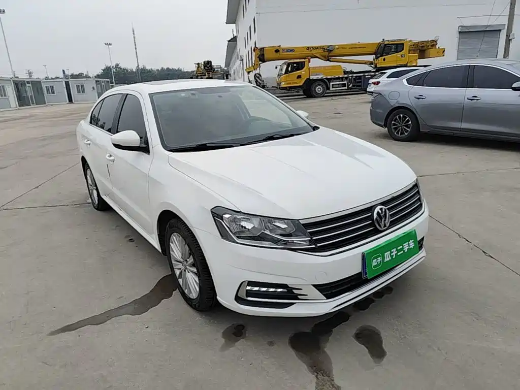 Volkswagen Lavida — миниатюра 4