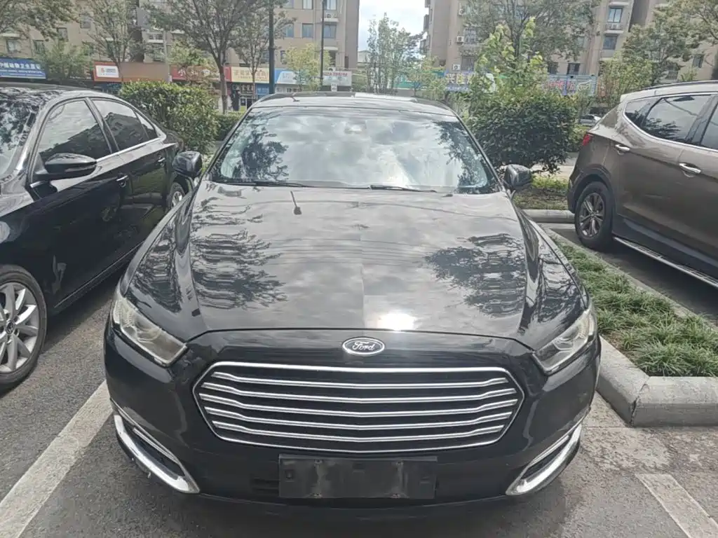 Ford Taurus — миниатюра 3