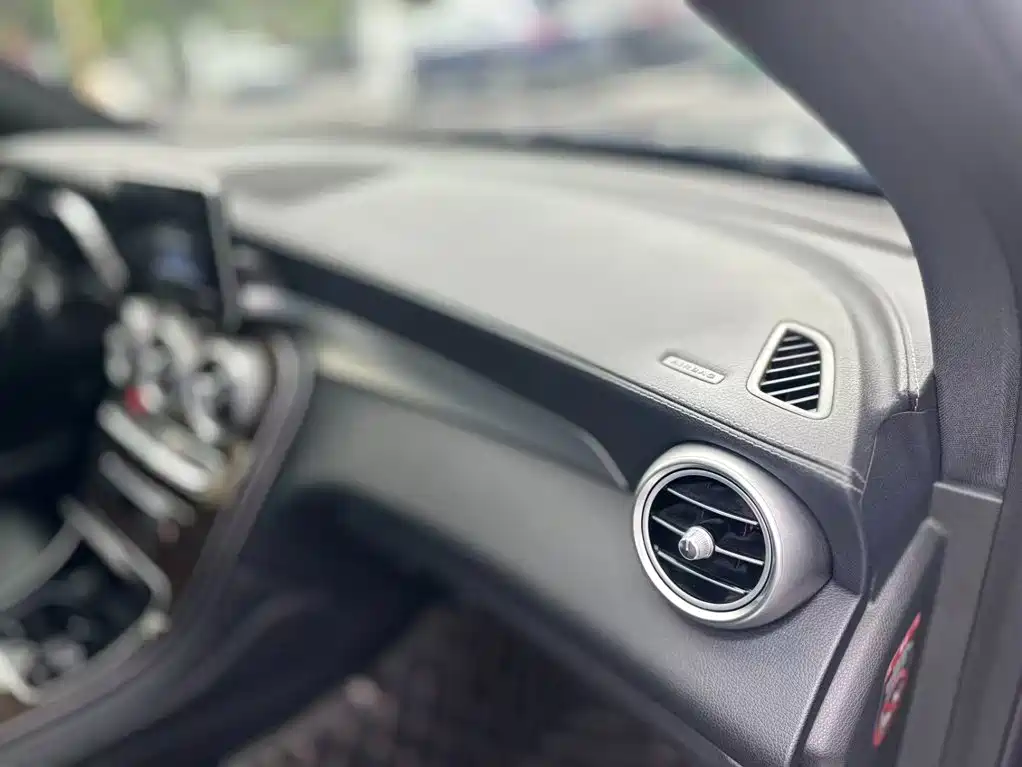 Mercedes-Benz GLC — миниатюра 11
