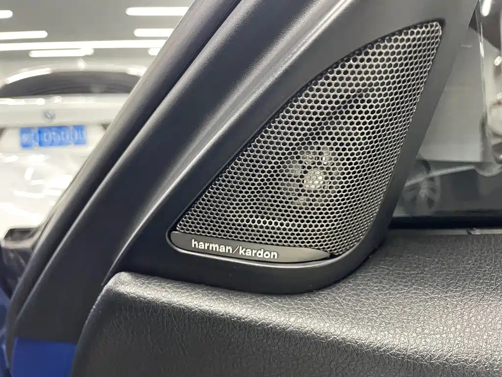 BMW 3 Series — миниатюра 10