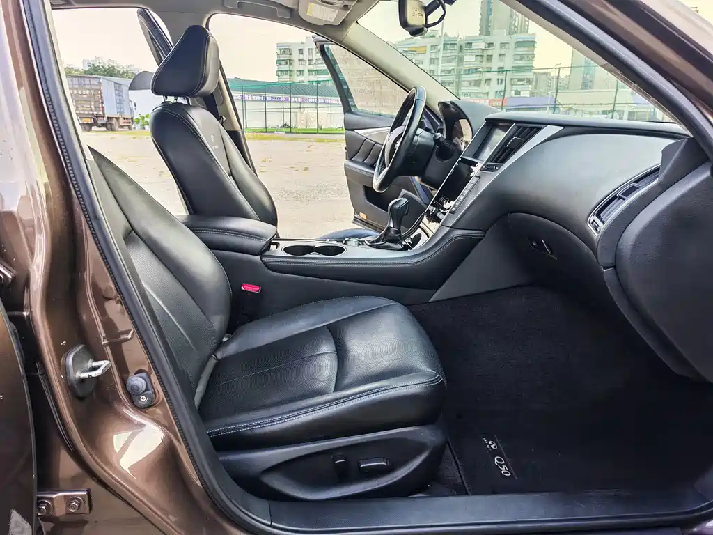Infiniti Q50 — миниатюра 9