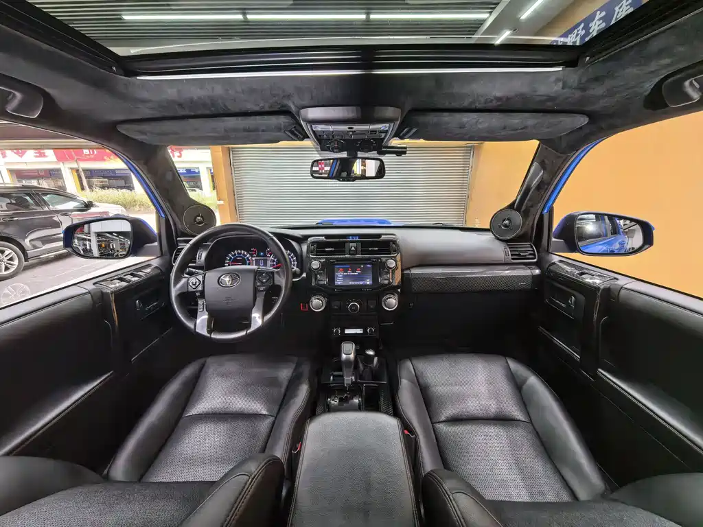 Toyota 4Runner — миниатюра 15