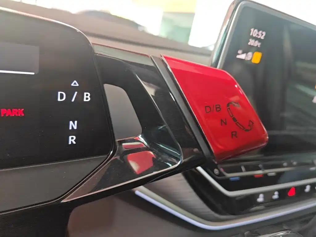 Volkswagen ID.4 Crozz — миниатюра 14