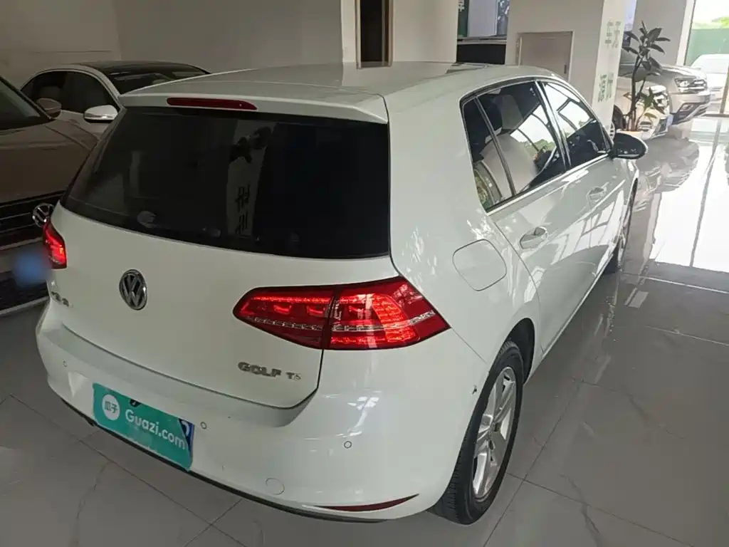 Volkswagen Golf — миниатюра 7