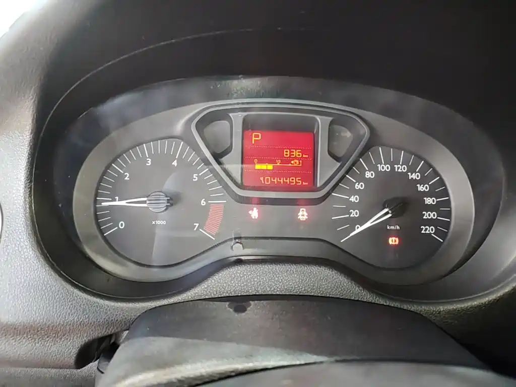 Citroen Elysee — миниатюра 12