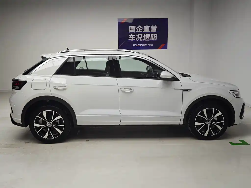 Volkswagen T-Roc — миниатюра 7