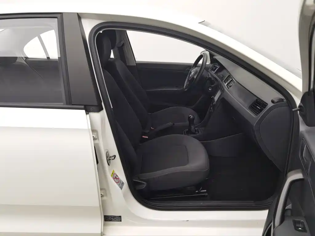 Volkswagen Santana — миниатюра 23