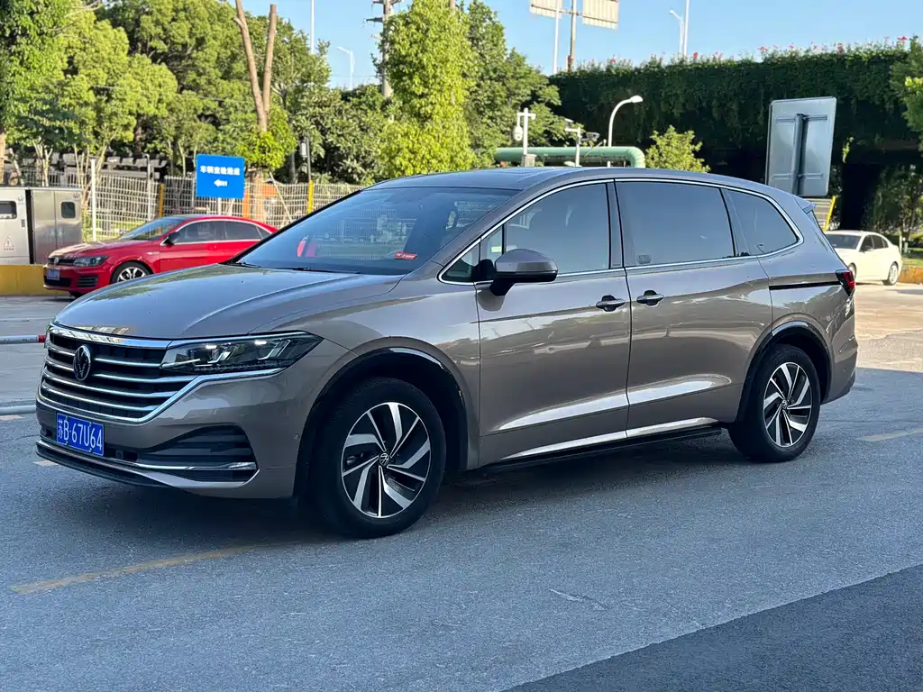Volkswagen Viloran 2021