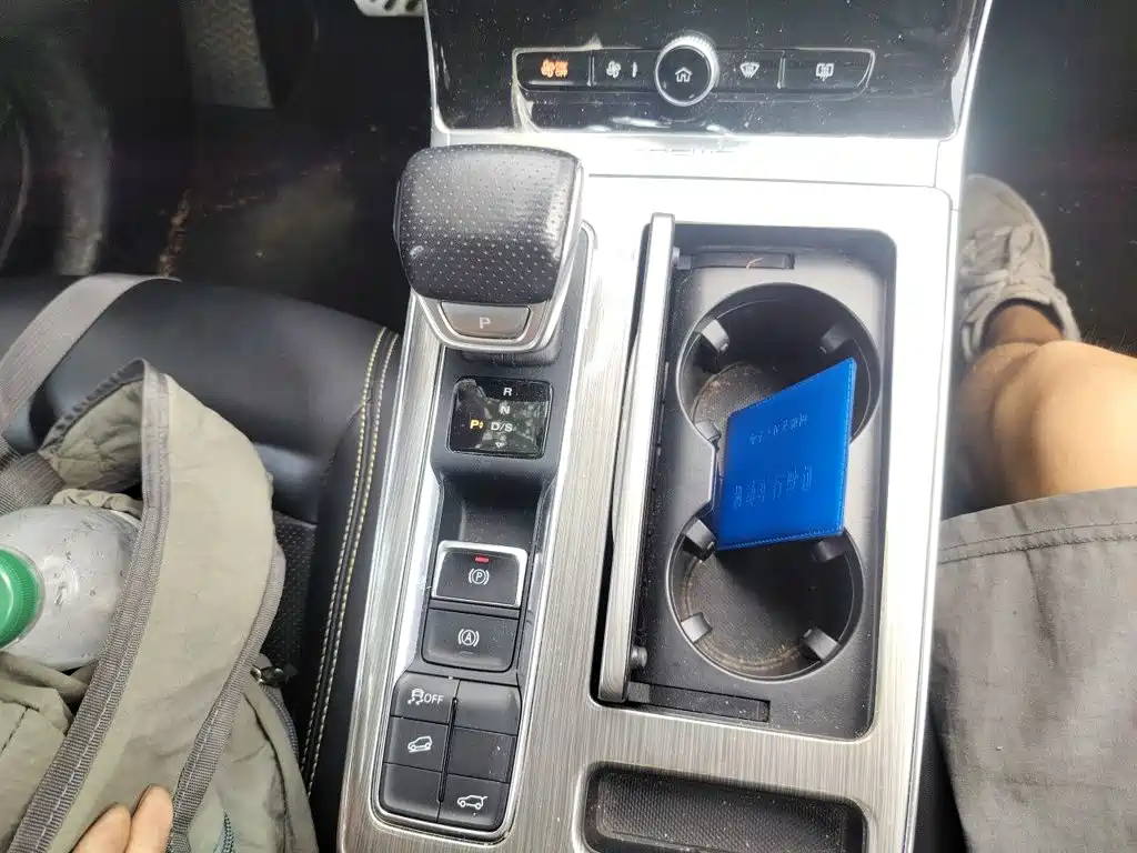 Roewe RX5 — миниатюра 10