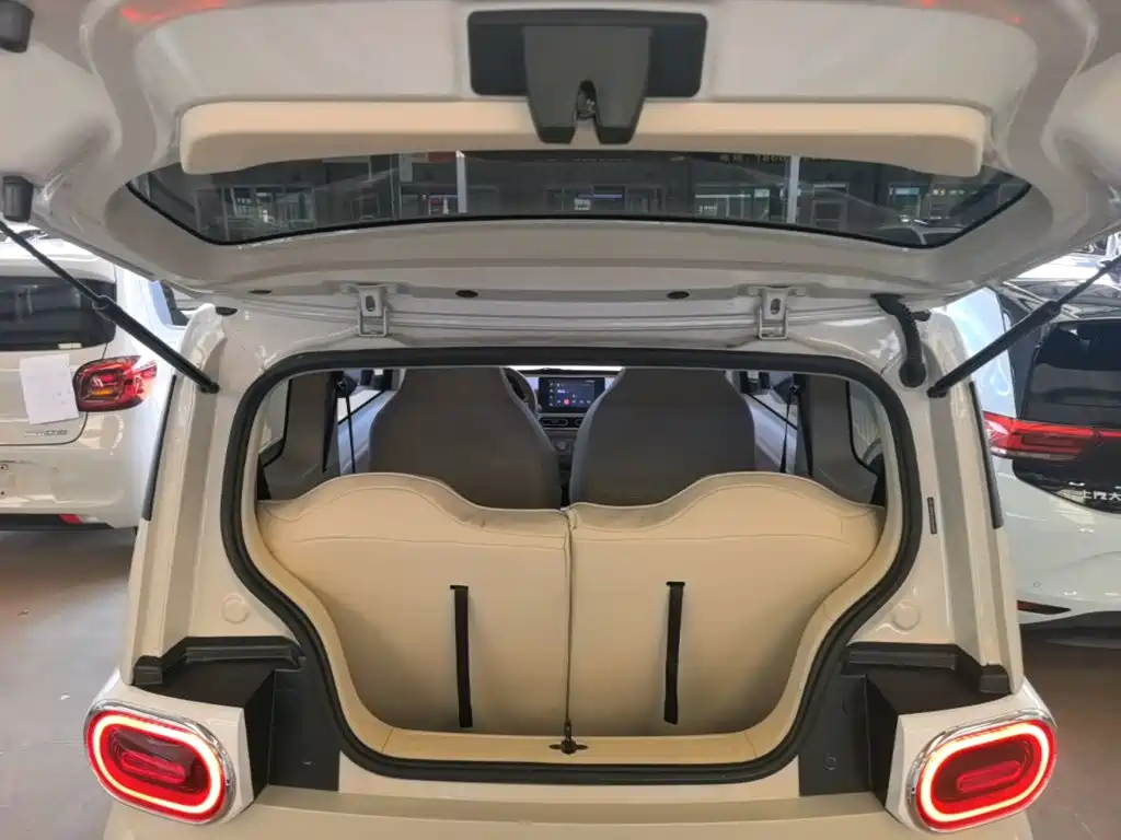 Wuling MINIEV — миниатюра 19