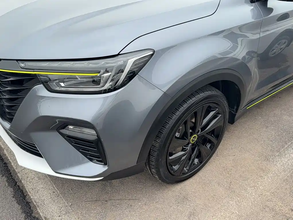 Roewe RX5 New Energy — миниатюра 3