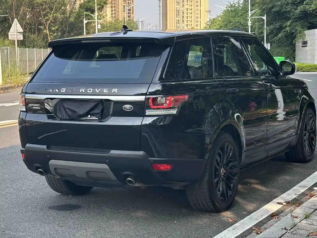 Land Rover Sport — миниатюра 20