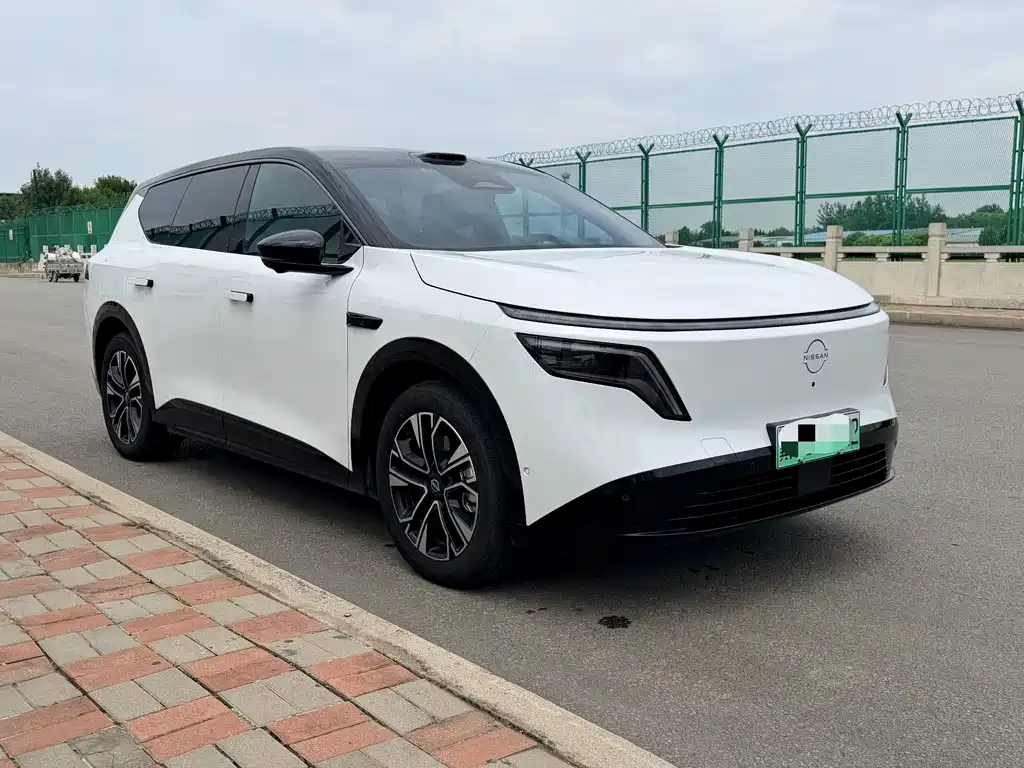 Nissan NX8 - фото 3