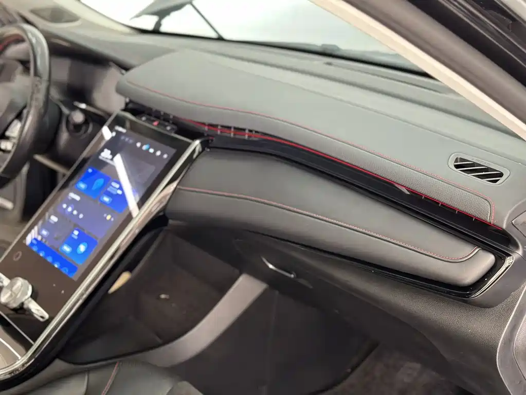 Roewe Feifan MARVEL R — миниатюра 11