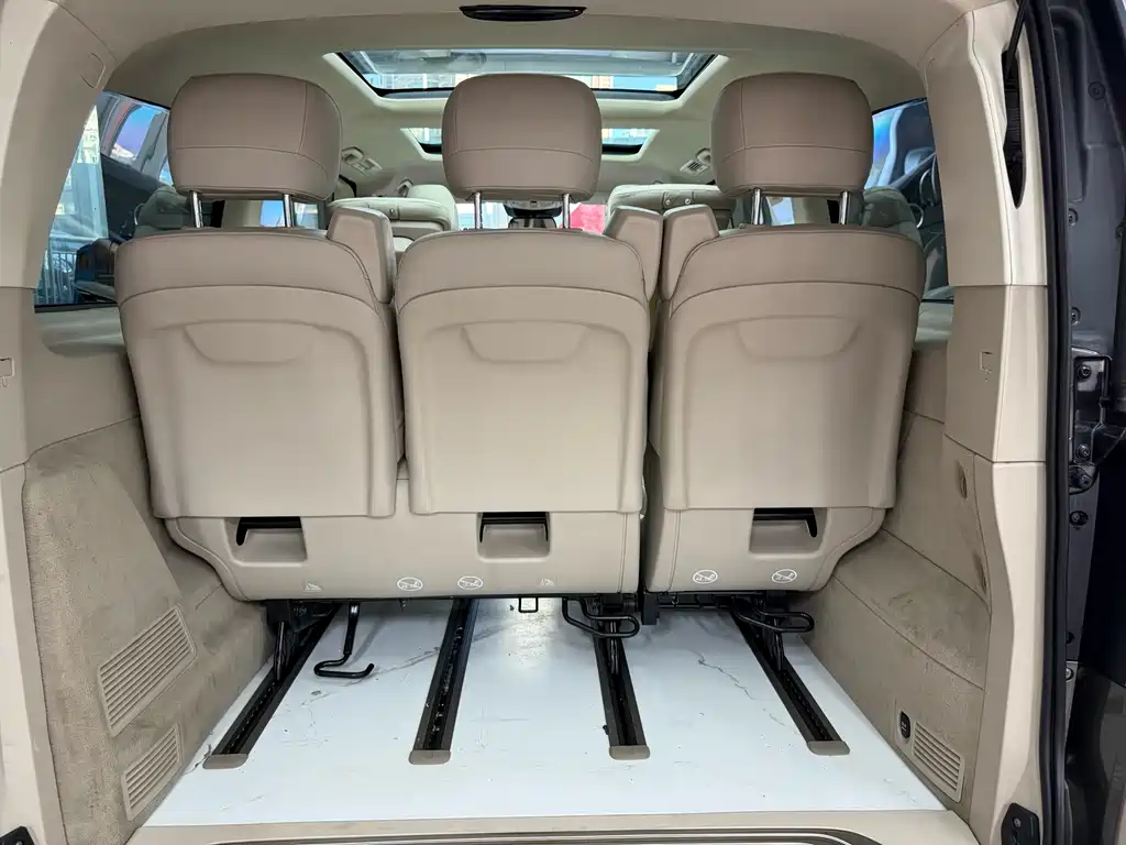 Mercedes-Benz V-Class V 2017 V 260 Luxury