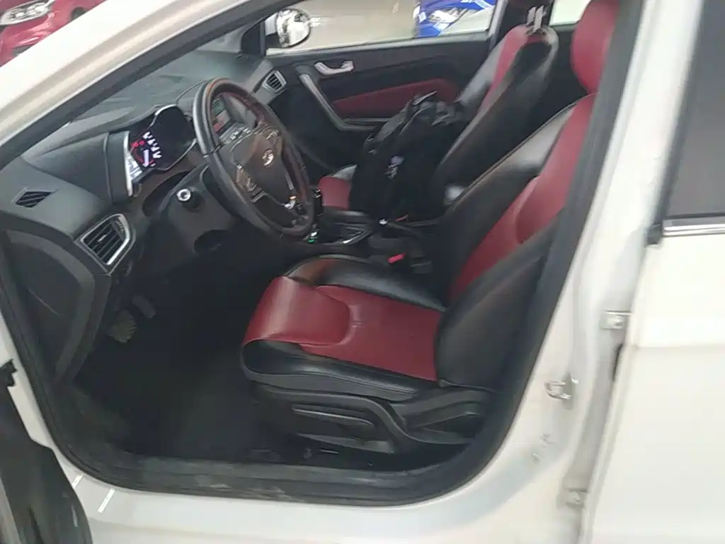 Chery Arrizo 5 — миниатюра 15