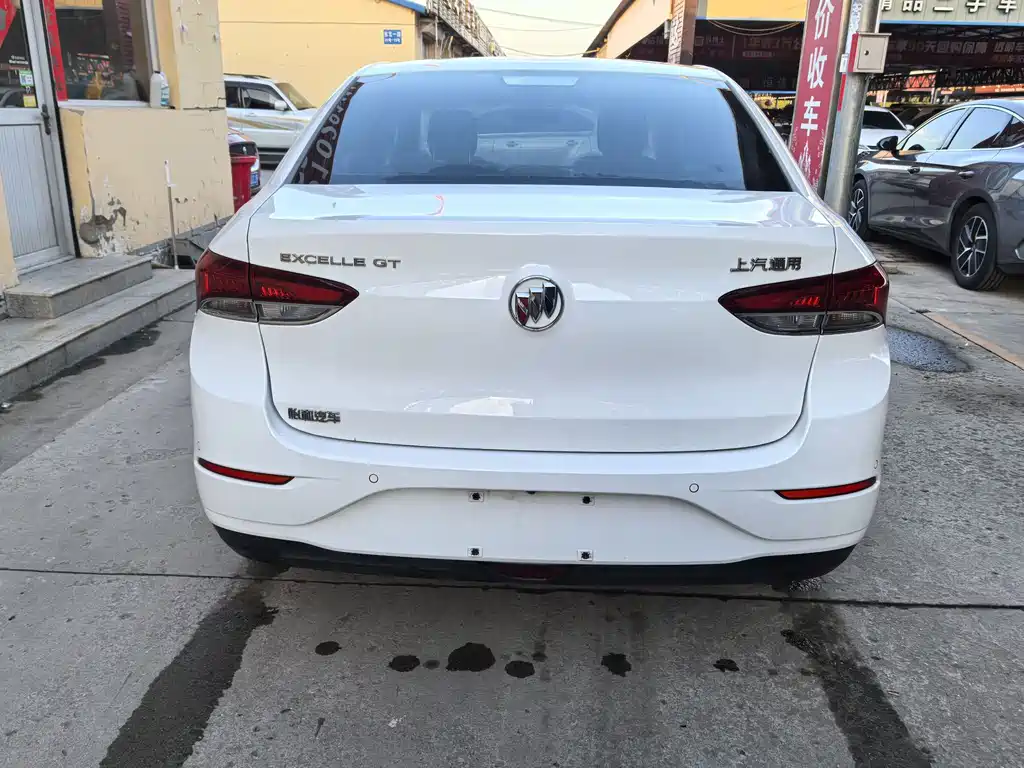 Buick Excelle — миниатюра 6